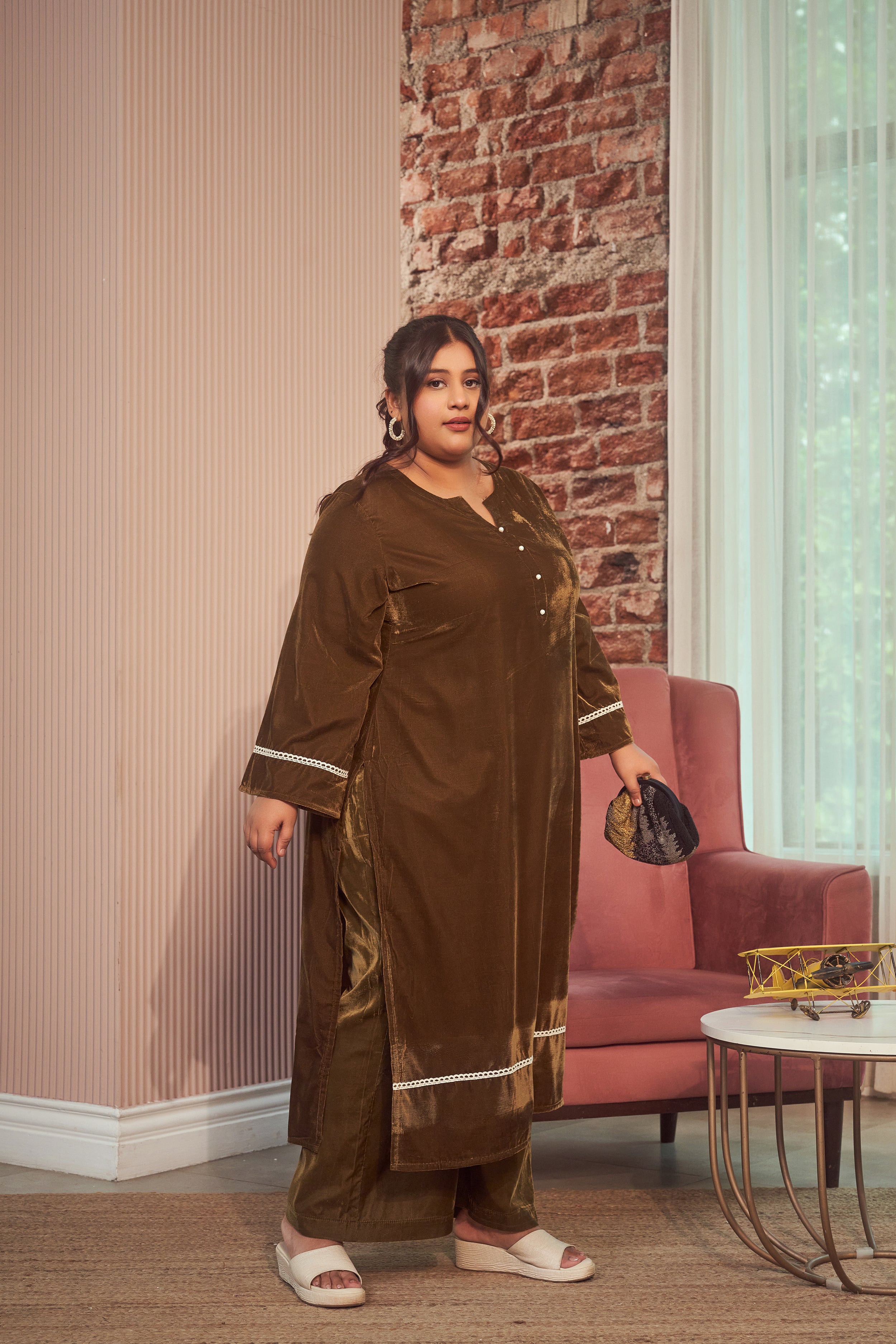 Olive Velvet Kurta Set - ( Set Of 2)