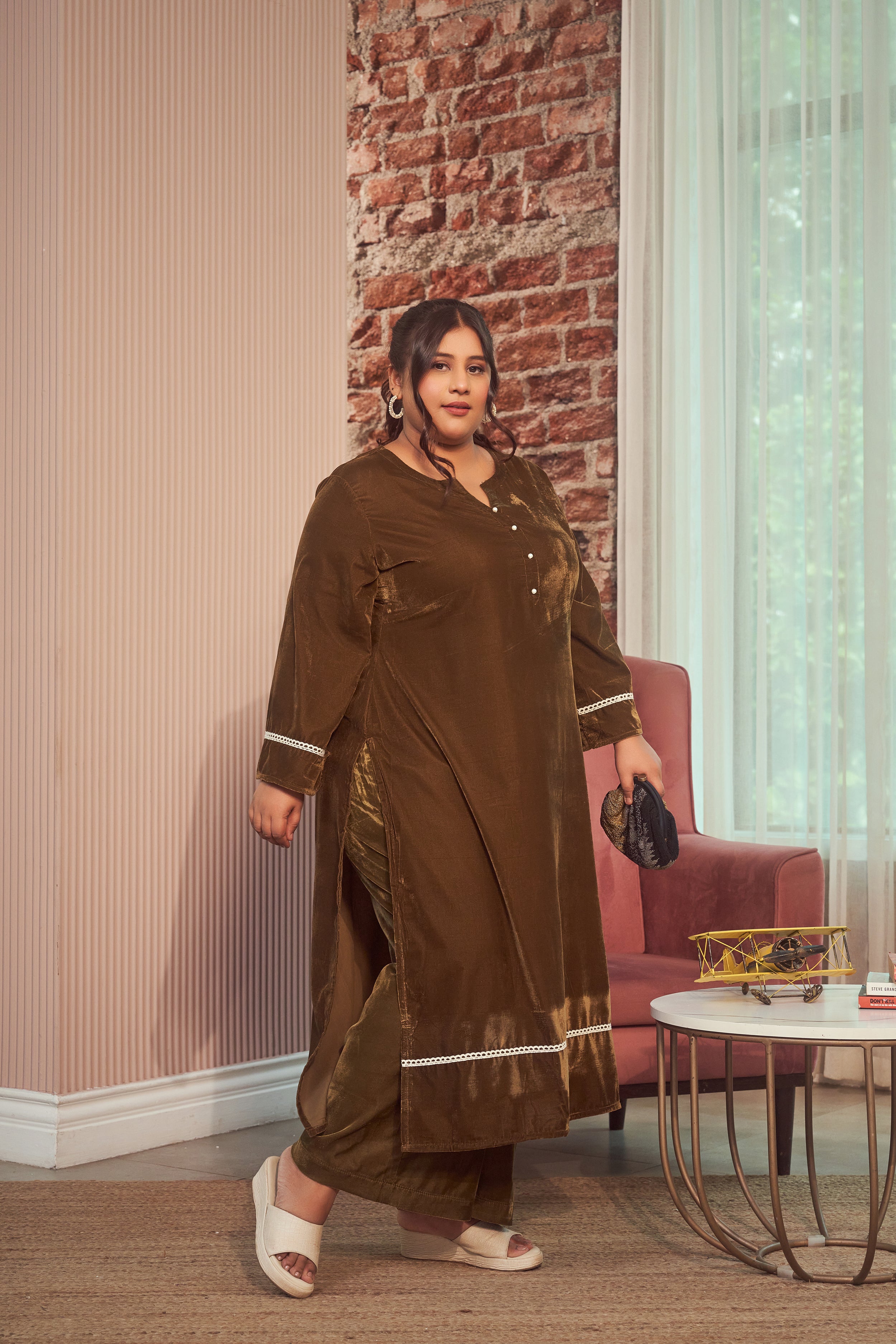 Olive Velvet Kurta Set - ( Set Of 2)