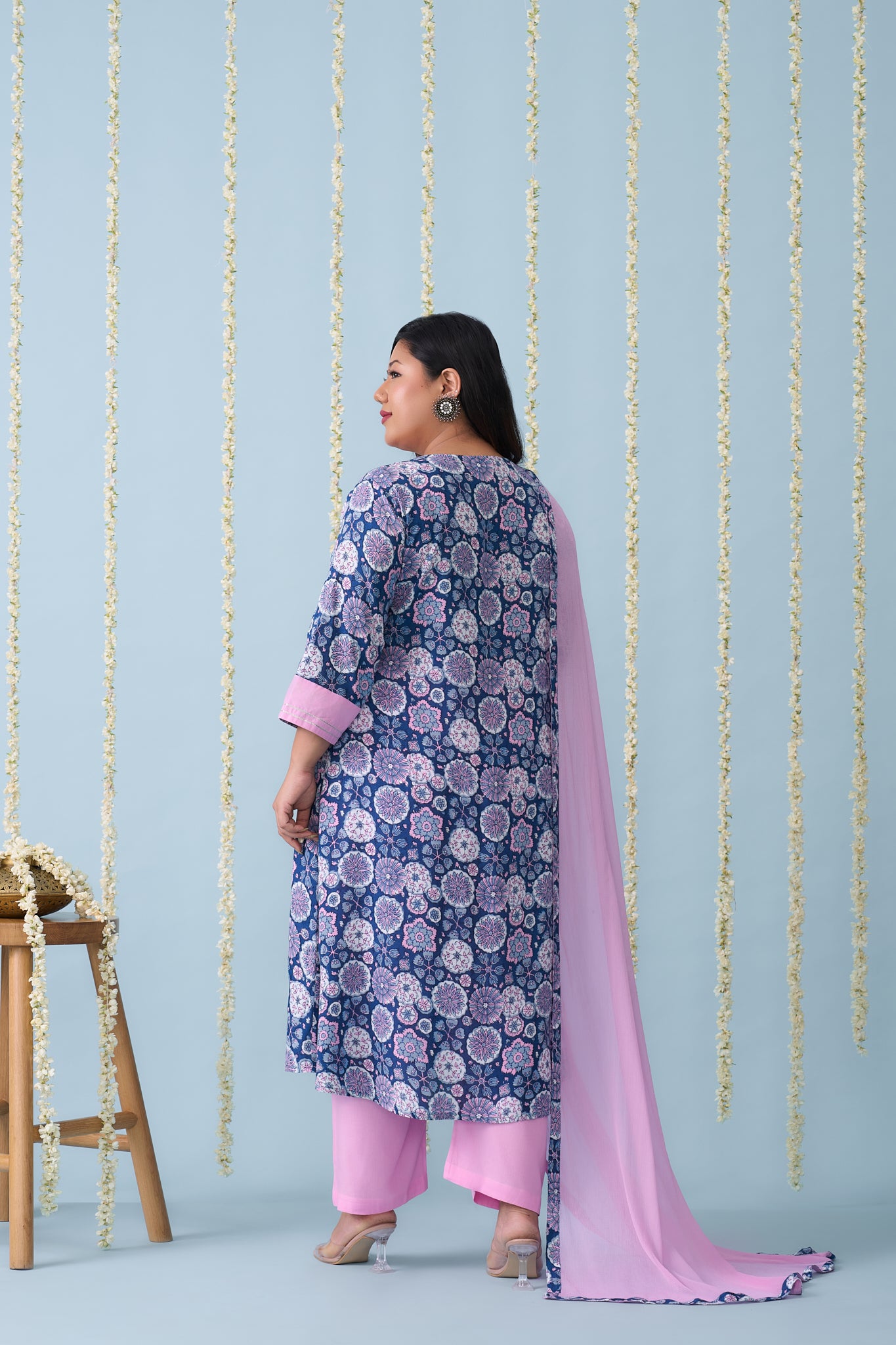 Navy Blue And Pink Contrast Kurta Suit Set (3 Pc)