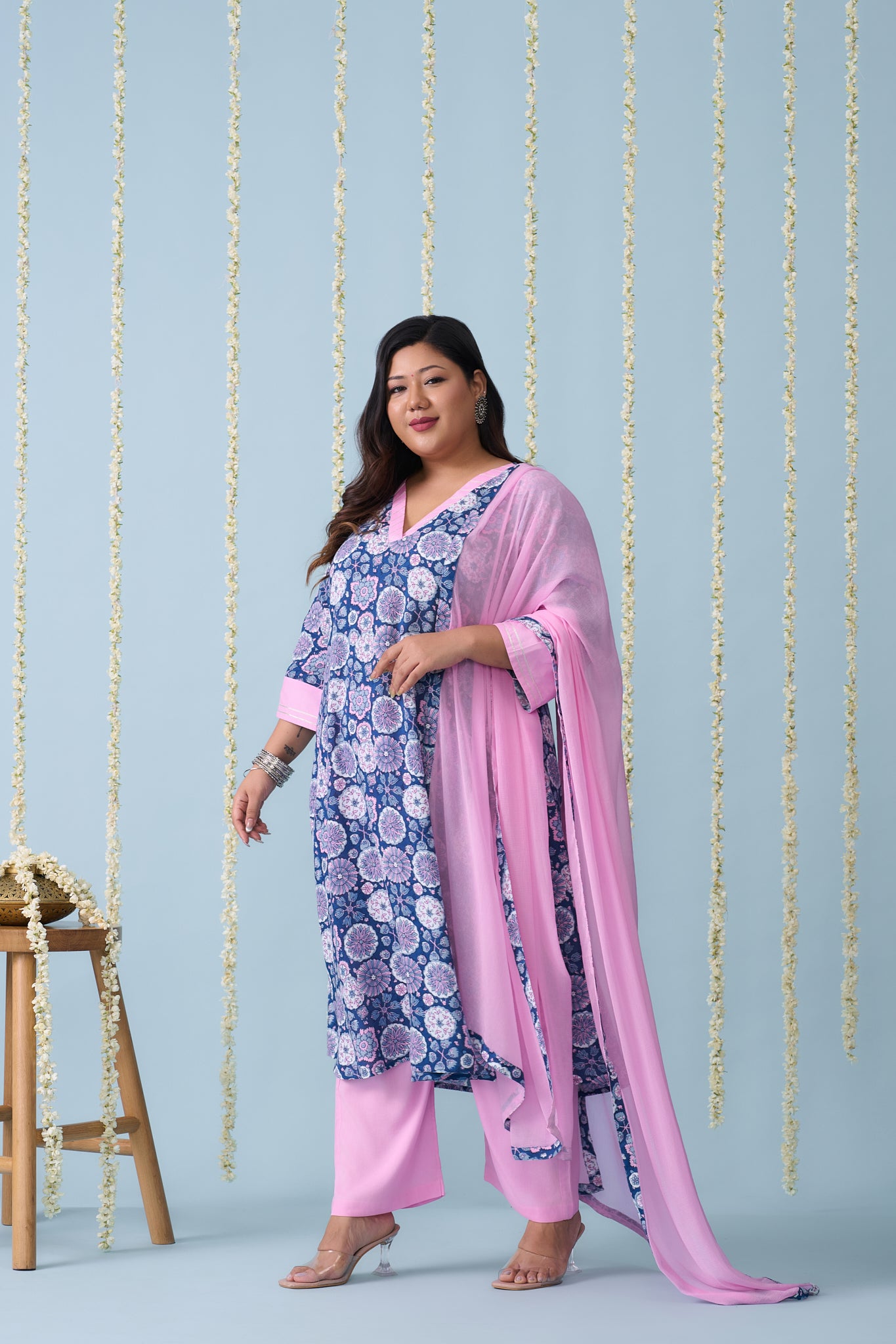 Navy Blue And Pink Contrast Kurta Suit Set (3 Pc)
