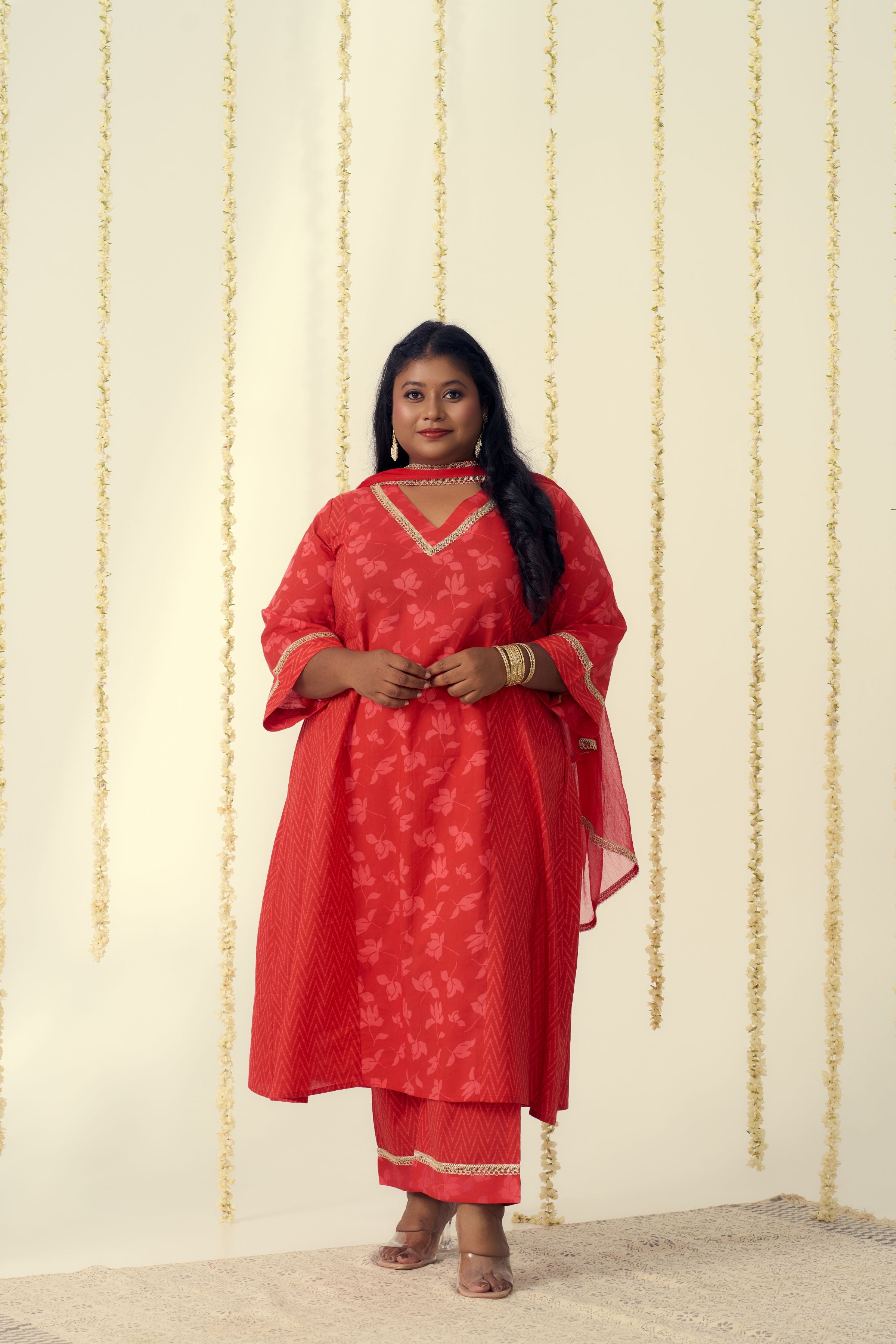 Radiant Red Festive Kurta Suit Set (3 Pc)