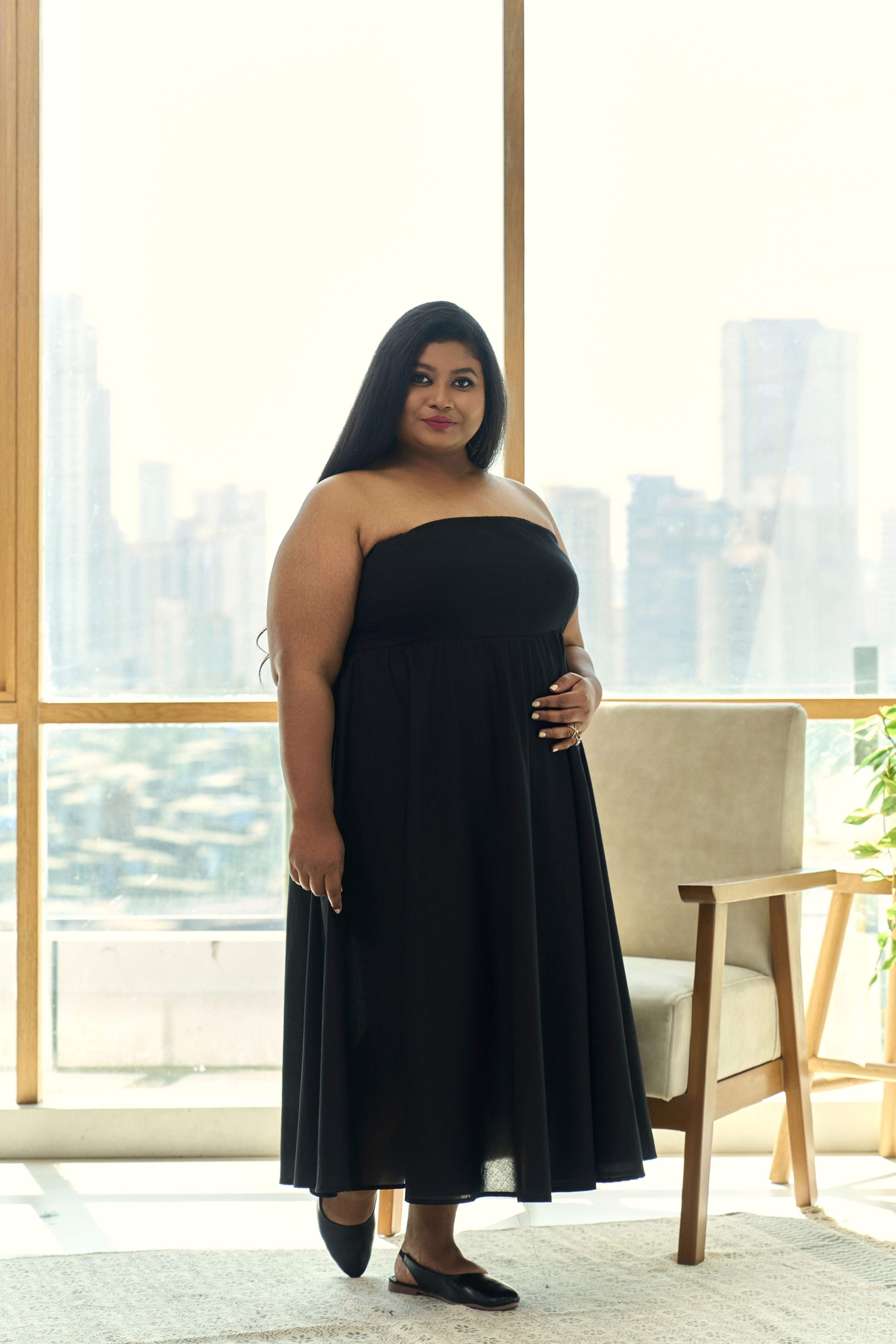 Elegant Black Tube Maxi Dress – Party & Evening Perfect