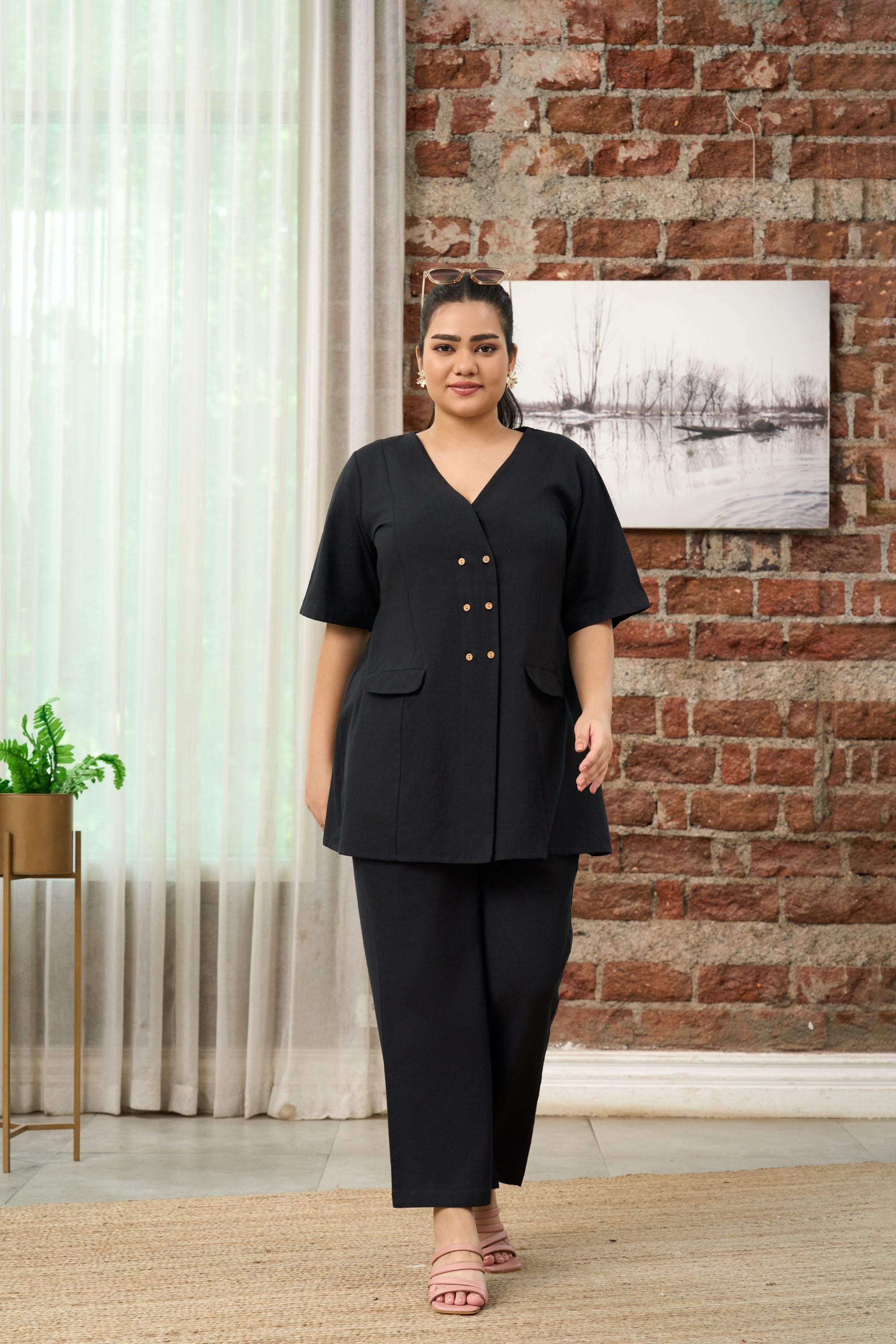 Black Short-Sleeve Linen Formal Jacket