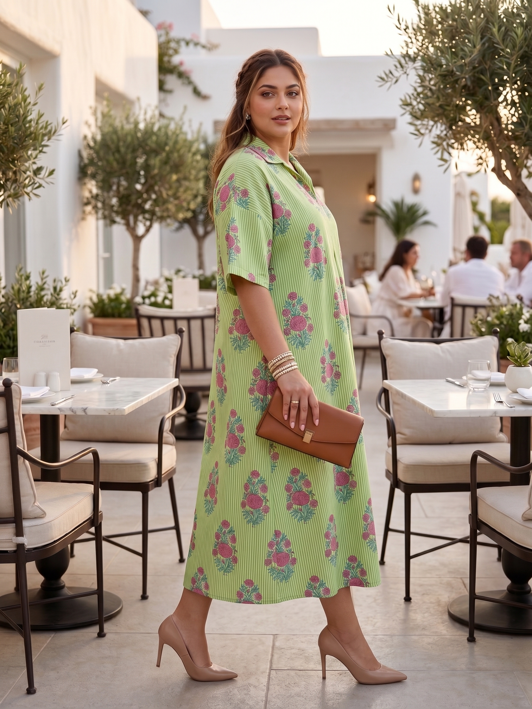 Plus Size Green Floral Printed Cotton Dress for Women | Collared A-Line Midi Dress
