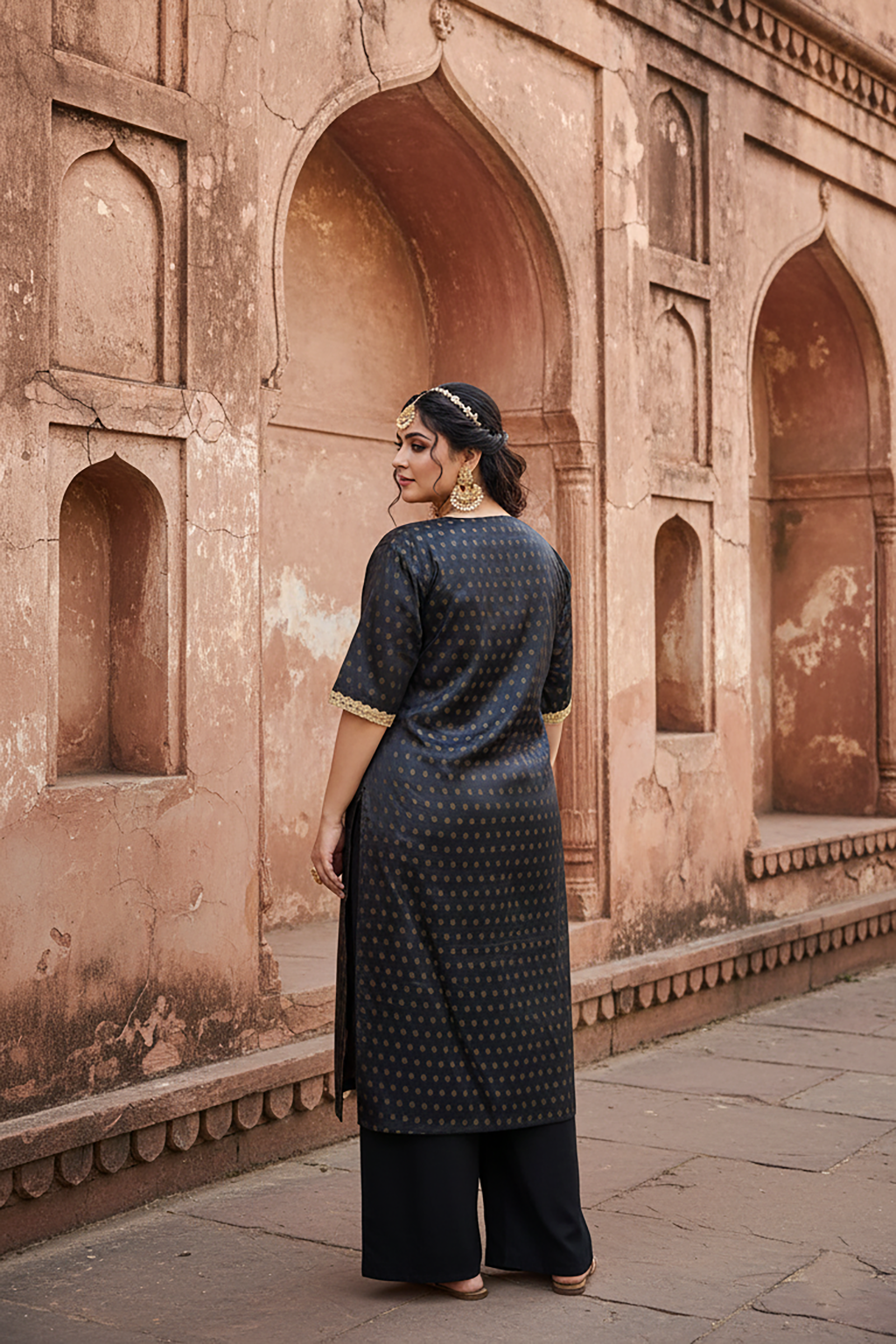 Plus Size Black & Gold Festive Benarasi Kurta Set with Chanderi Dupatta(Set of 3)