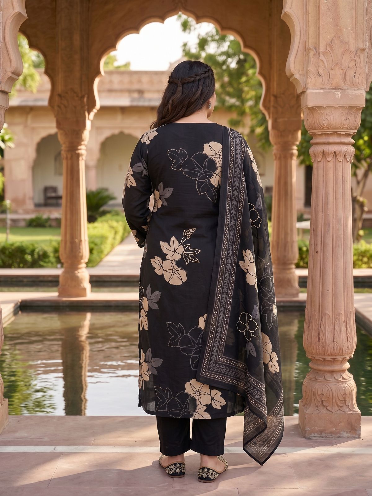 Plus Size Black Floral Print Cotton Kurta Set with Dupatta