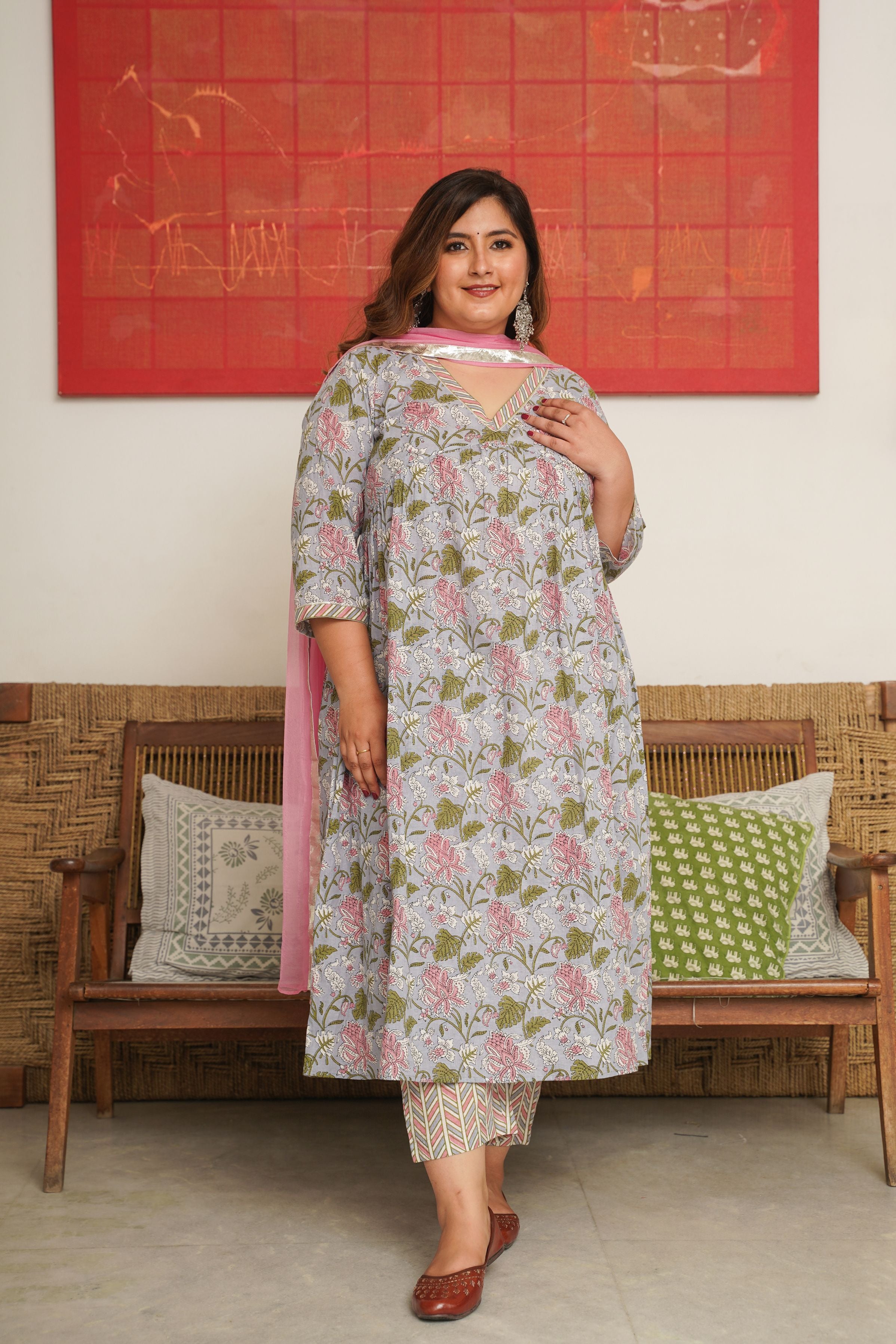TROPICAL PRINT ALIA KURTA SUIT SET - ( Set of 3 )