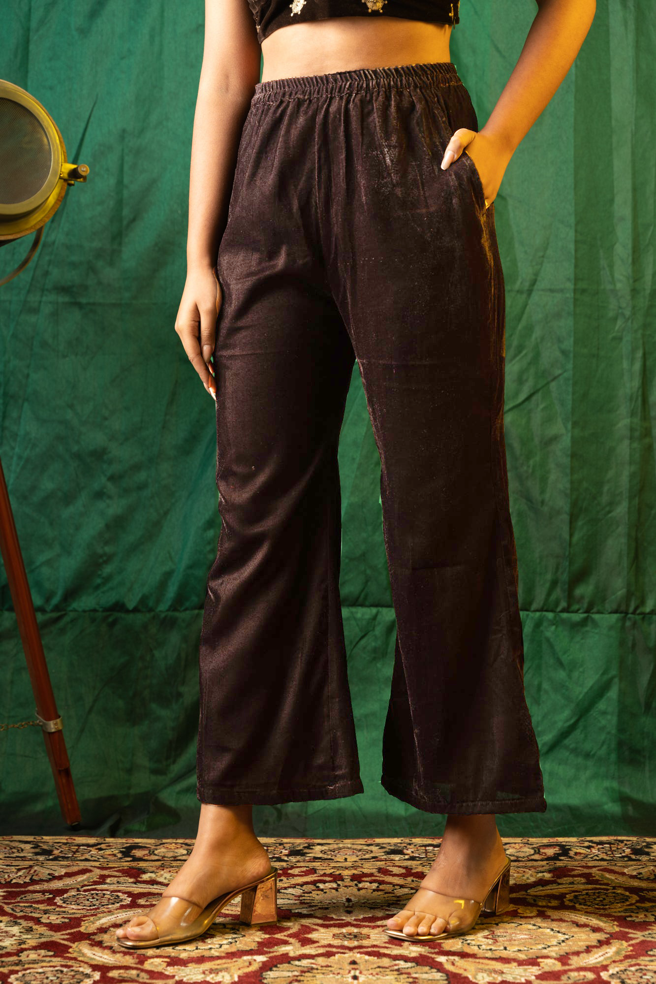 BROWN VELVET MID-RISE RELAXED FIT PANTS