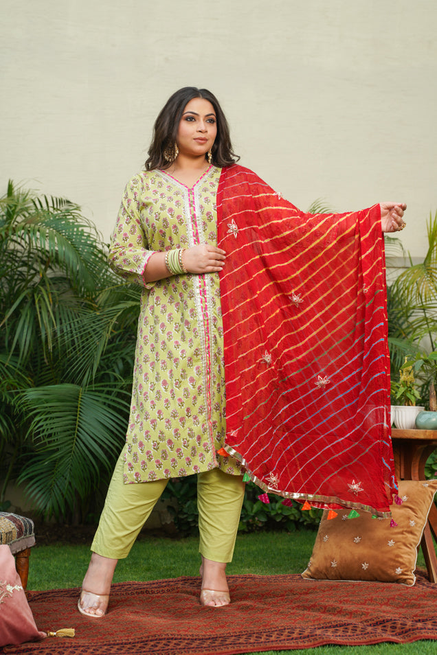 red leheriya dupatta ( Only Dupatta)
