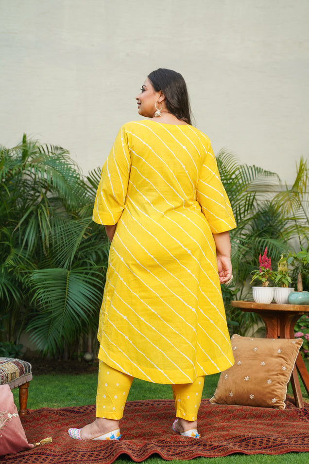 Yellow Leheriya Hilo Kurta Set - (Set of 2)