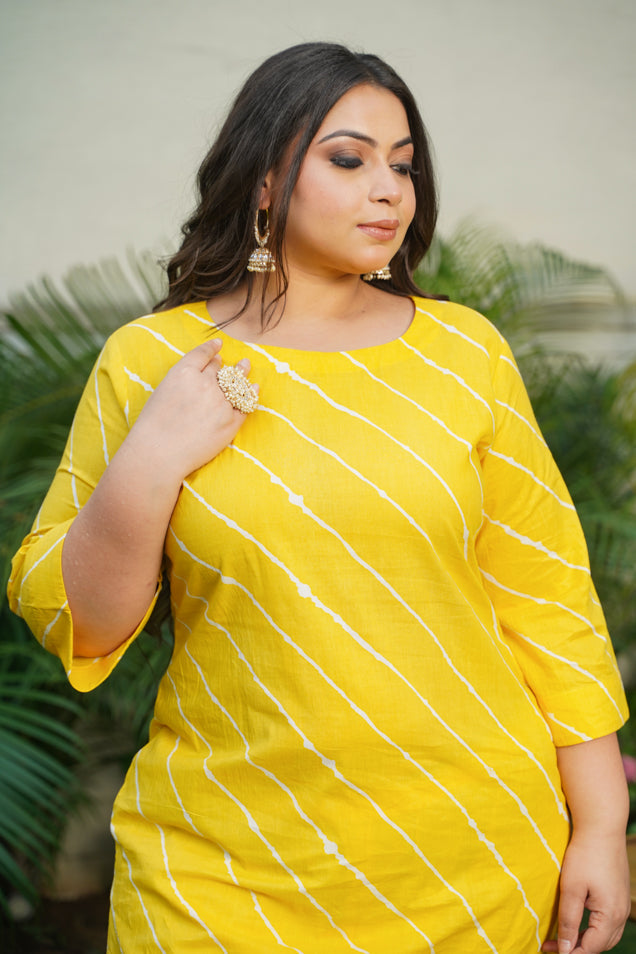 Yellow Leheriya Hilo Kurta Set - (Set of 2)