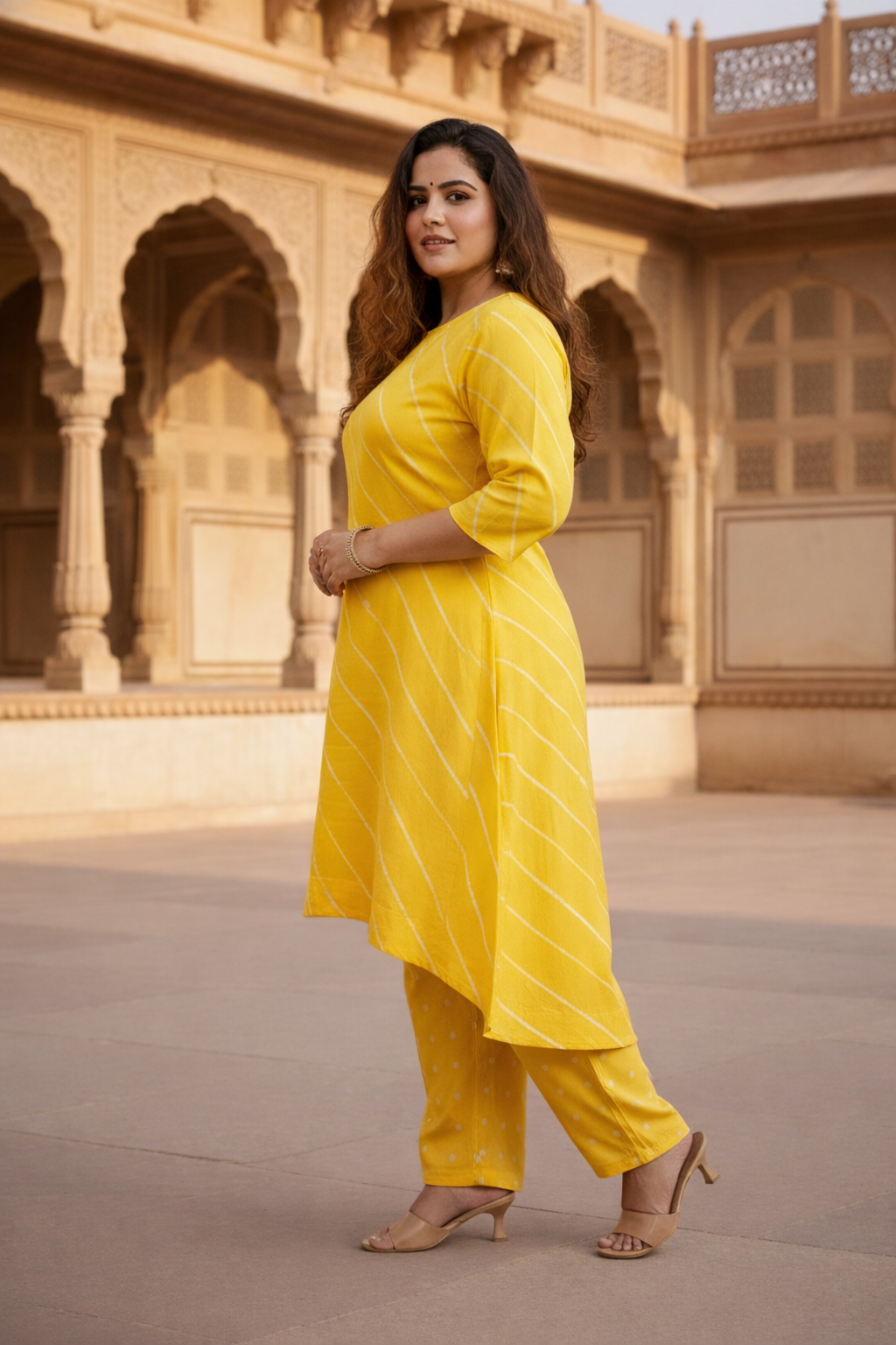 Yellow Leheriya Hilo Kurta Set - (Set of 2)