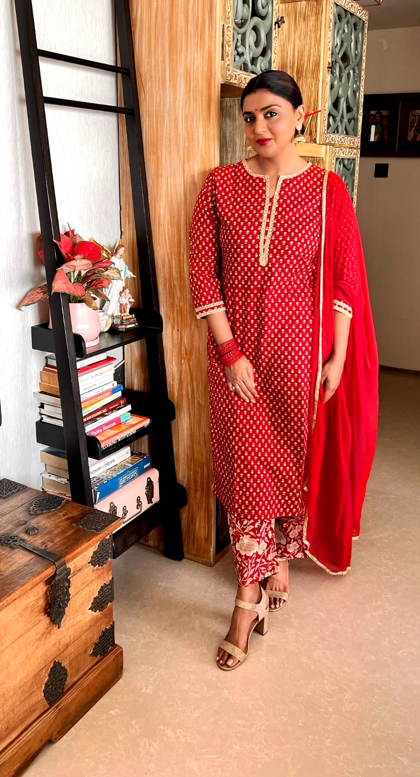 Red Booti Gold Kurta Dupatta Set (Set of 3)