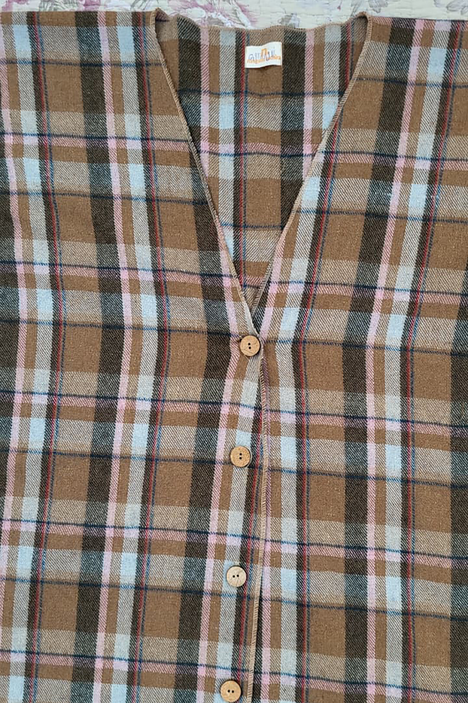 Plus Size Cozy Checked Winter Poncho Shirt for Women