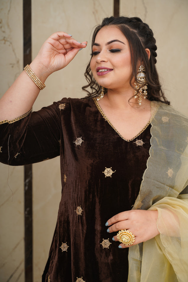 Brown Embroidered Velvet Kurta Set - (Set of 3)