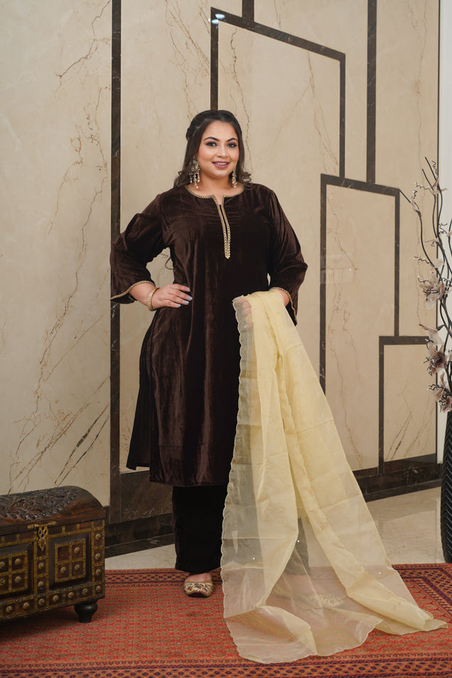 Brown Velvet Kurta Set - (Set of 3)