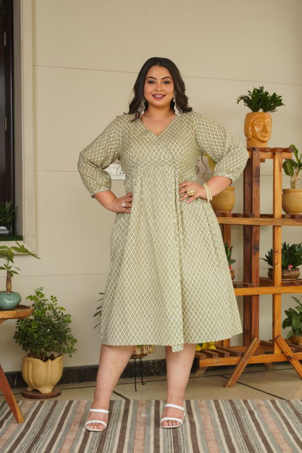 Katli Printed V-Neck Slit Dress-Plus Size