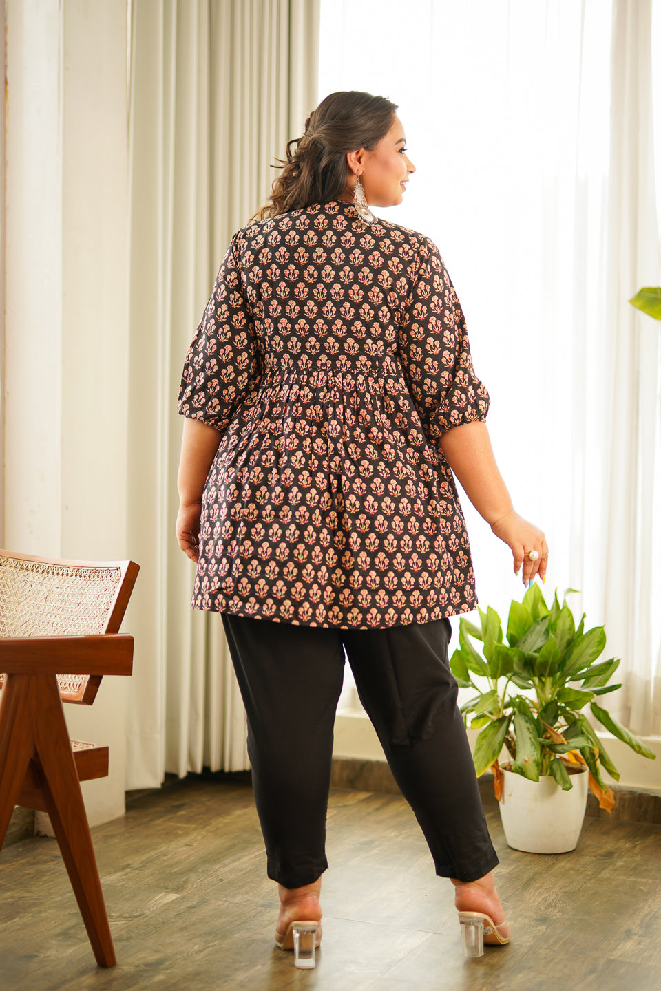 Outfit - Black Block Print Peplum Set