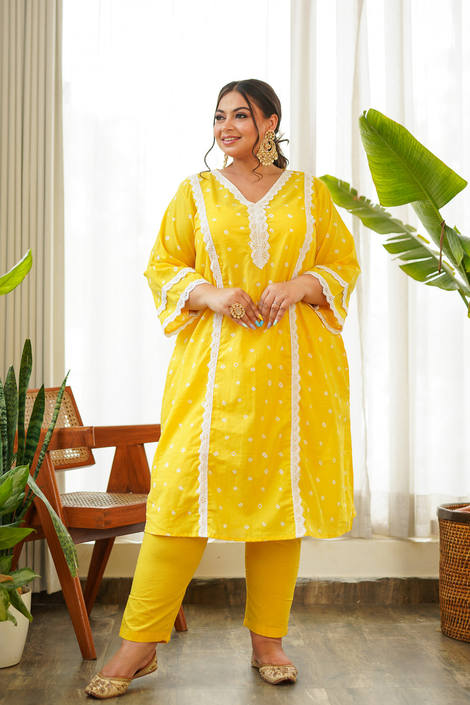 Yellow White Border Heavy Kurta - (Set of 2)