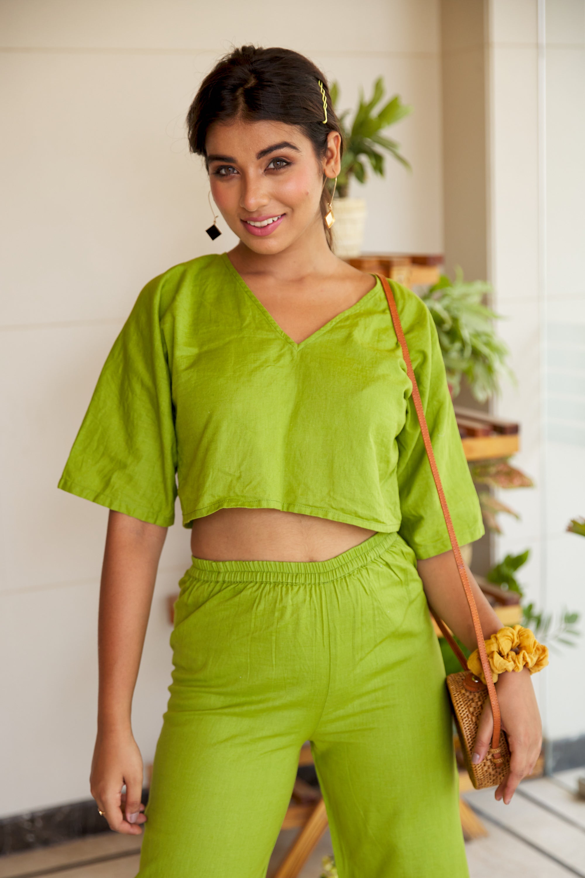 Green Solid Linen V Neck Co-Ord Set
