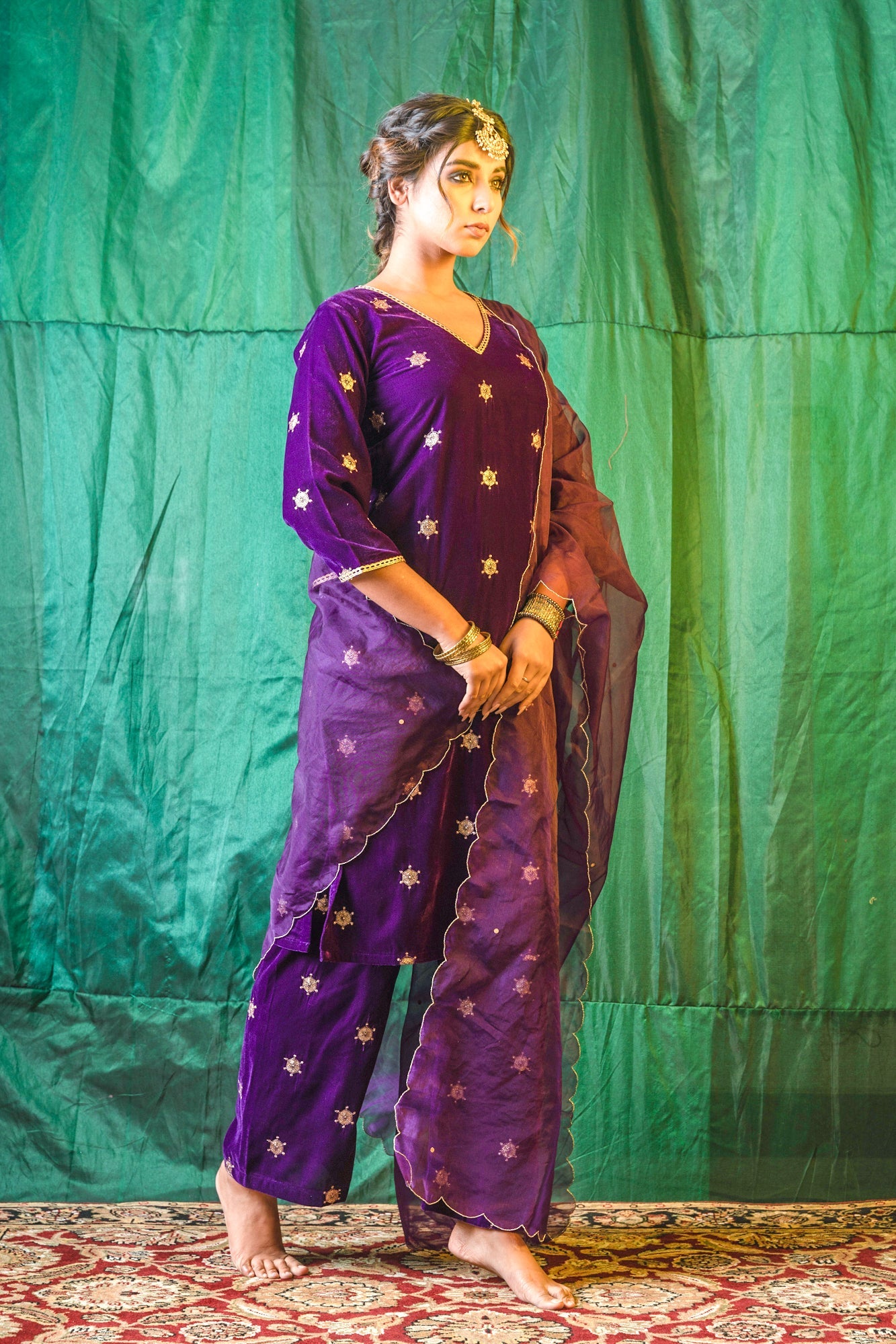 Purple Embroidered Velvet Kurta Set (set of 3)