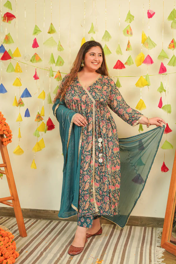 Nangalia Ruchira: Stylish Plus Size Clothing for Women This Raksha Bandhan