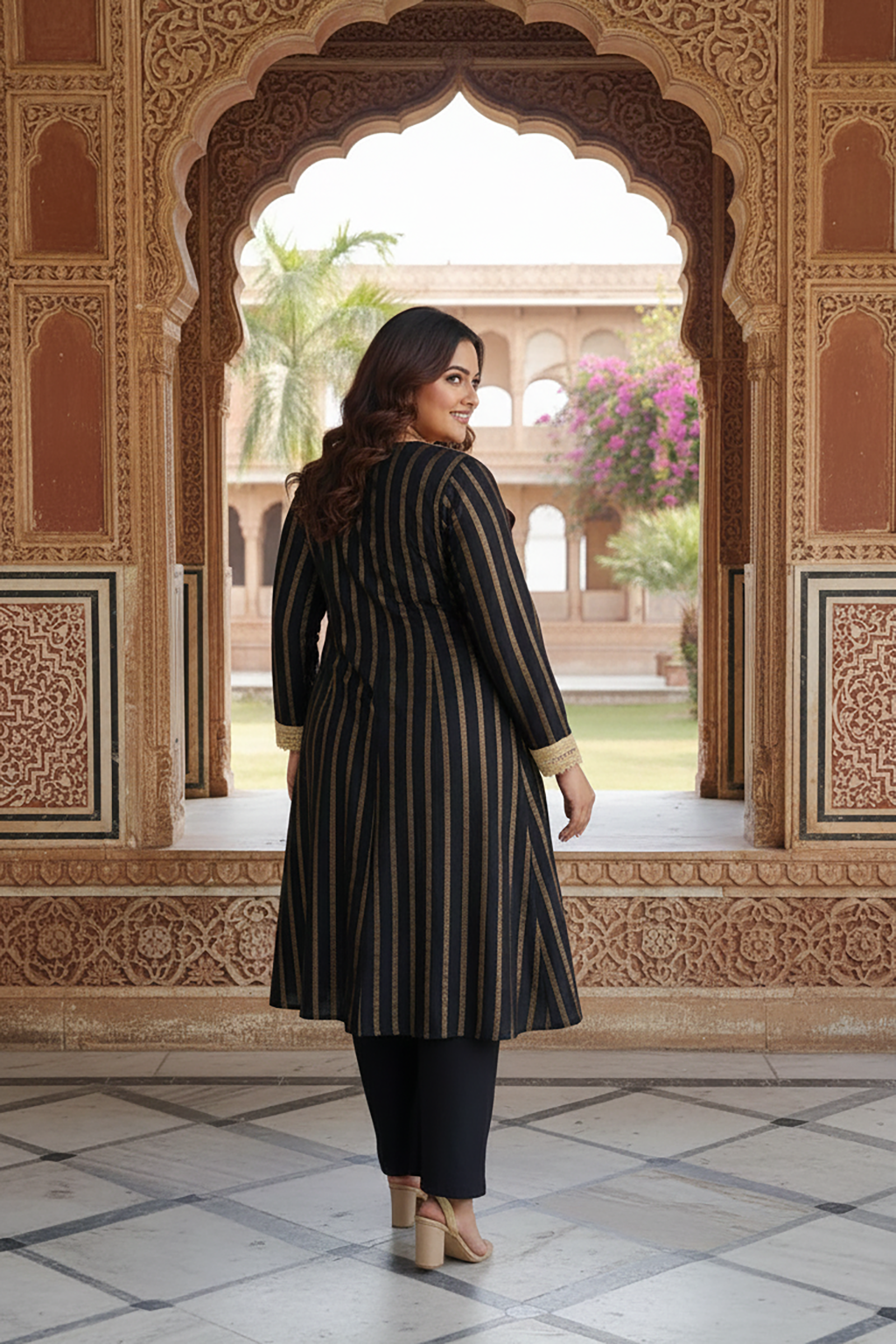 Plus Size Black Golden Ethnic Partywear Kurta & Pants Set for Women