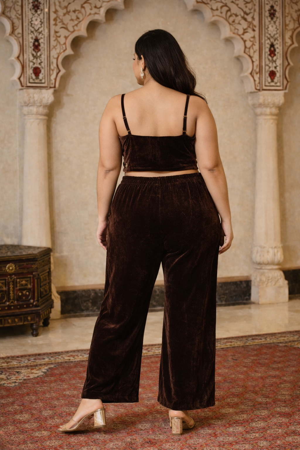 BROWN VELVET MID-RISE RELAXED FIT PANTS