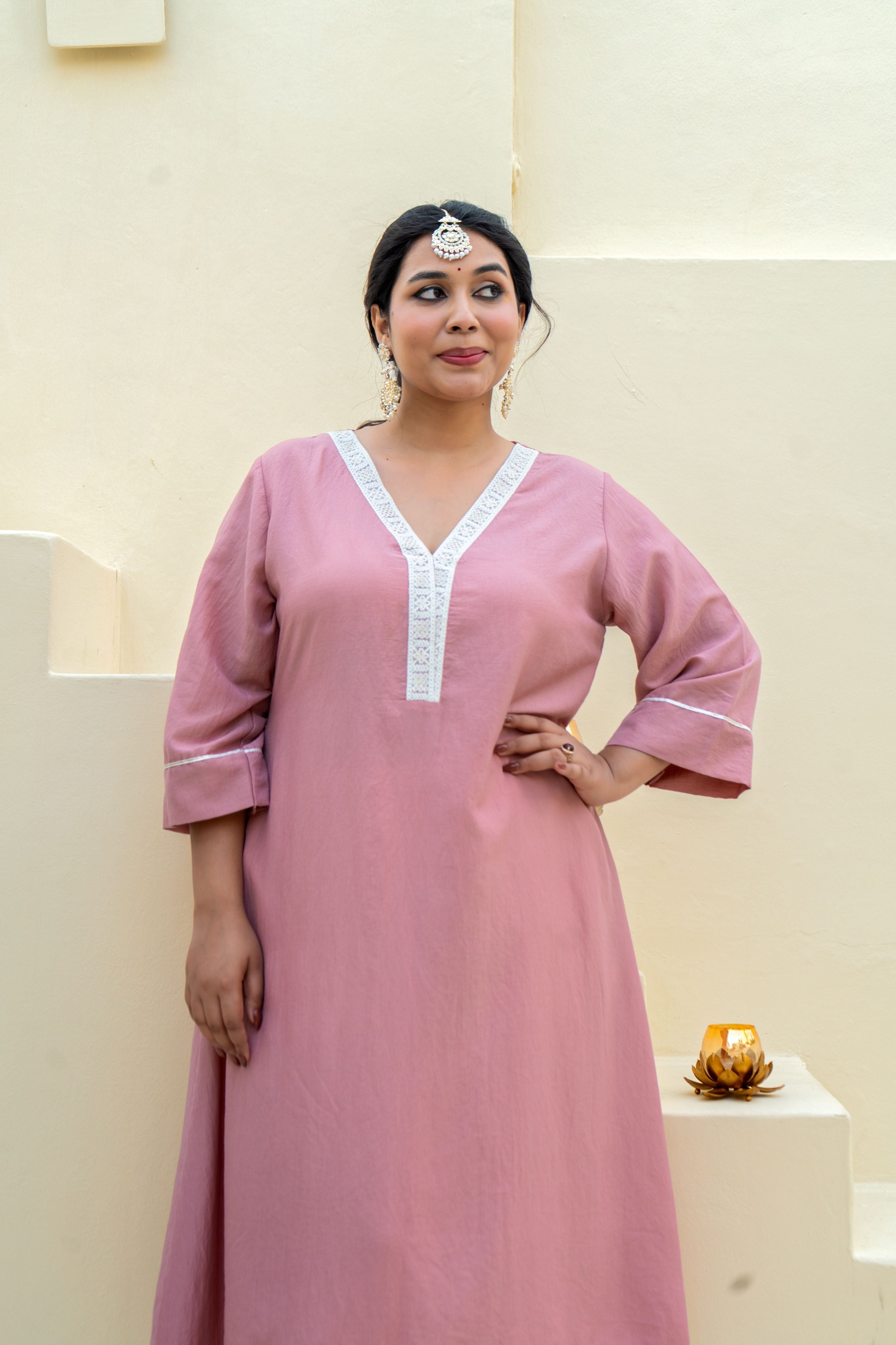 Dusty Rose Chinon Kurta with Lace Detailing