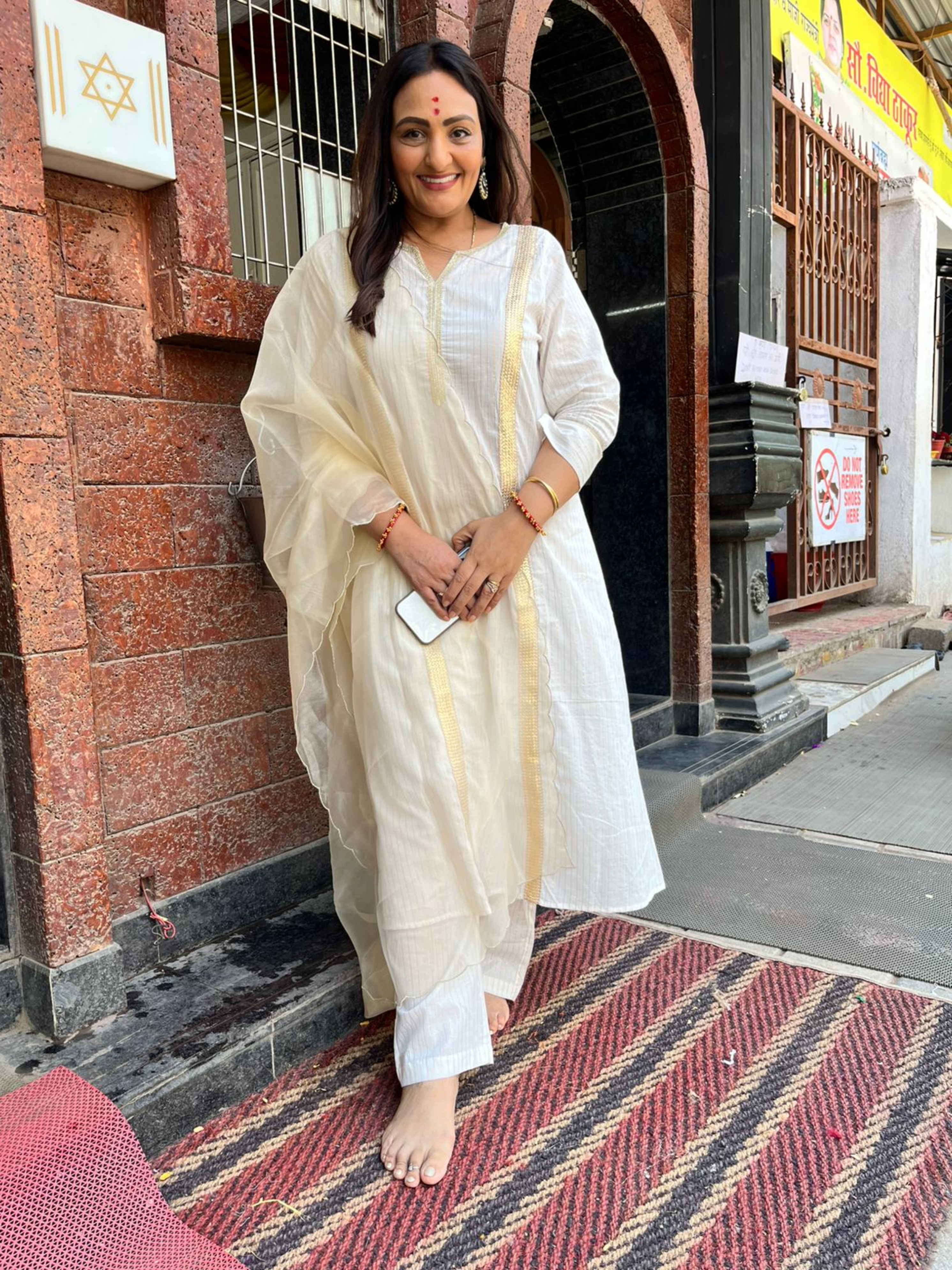 Gold And Ivory Cotton Lurex Suit Set - (Set Of 3)