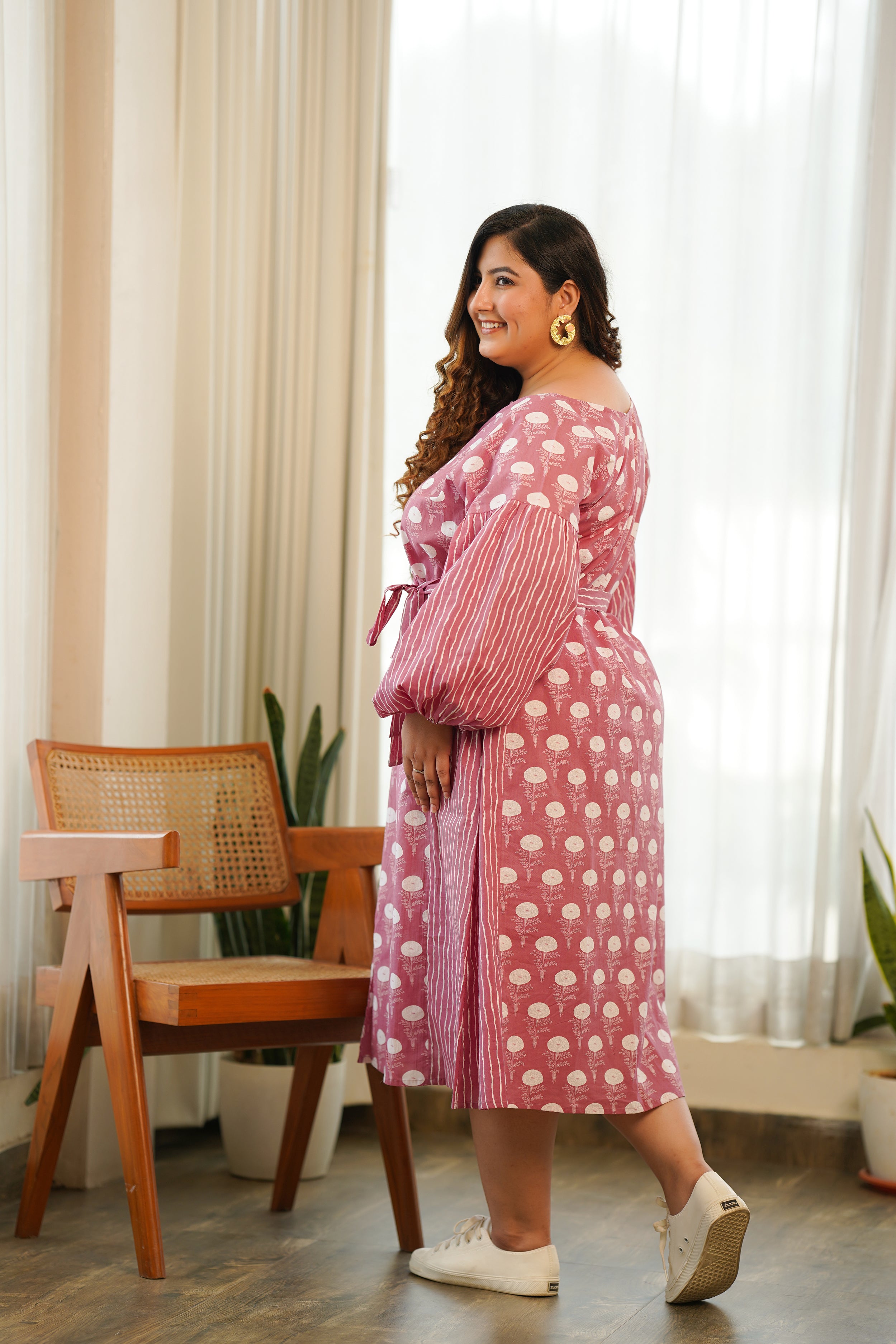 Onion Pink Cotton V- Neck Anti-Fit Dress