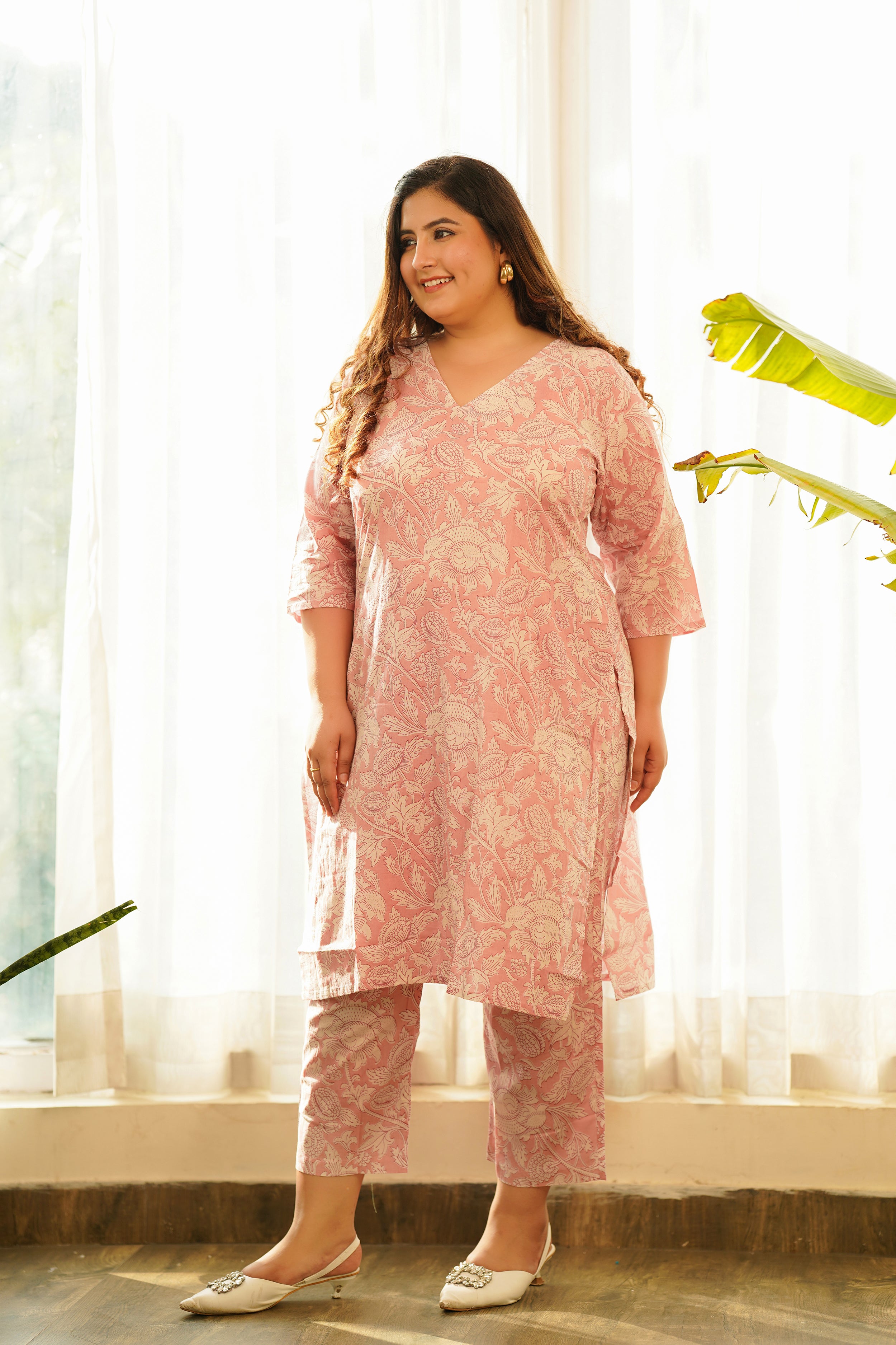 Pink Printed V Neck Straight Kurta Pant Set - (Set of 2)