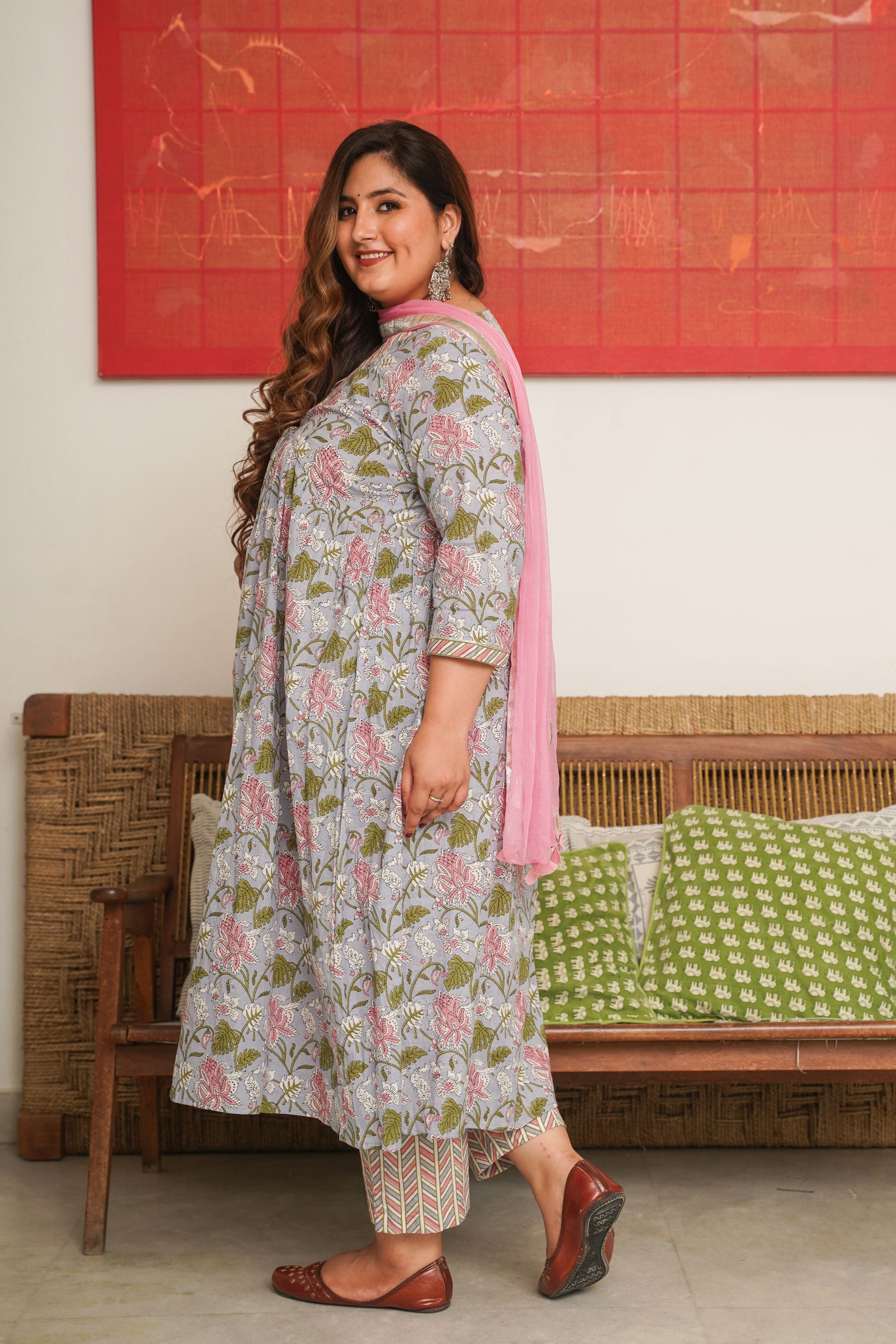 TROPICAL PRINT ALIA KURTA SUIT SET - ( Set of 3 )
