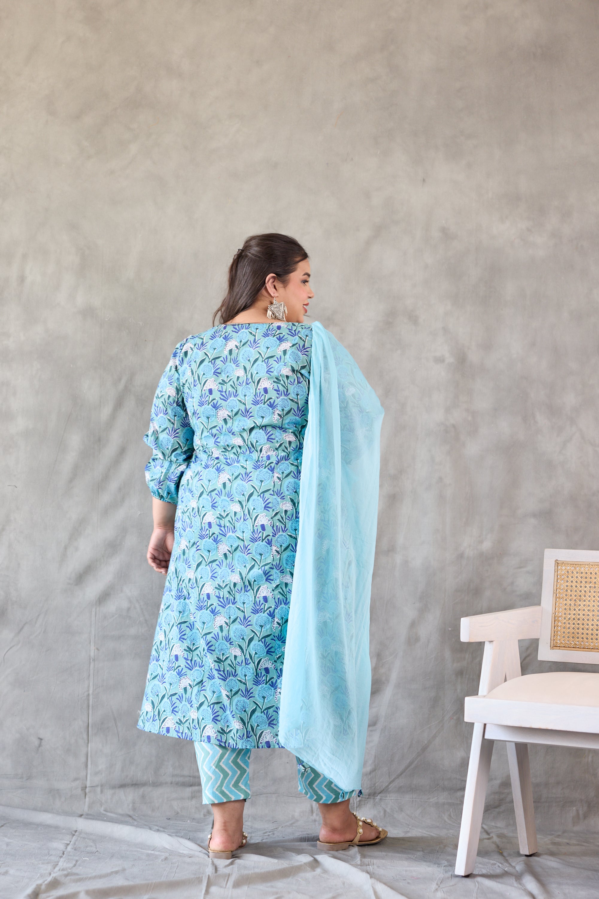 Blue Floral Printed Kurta Set - (Set of 3)