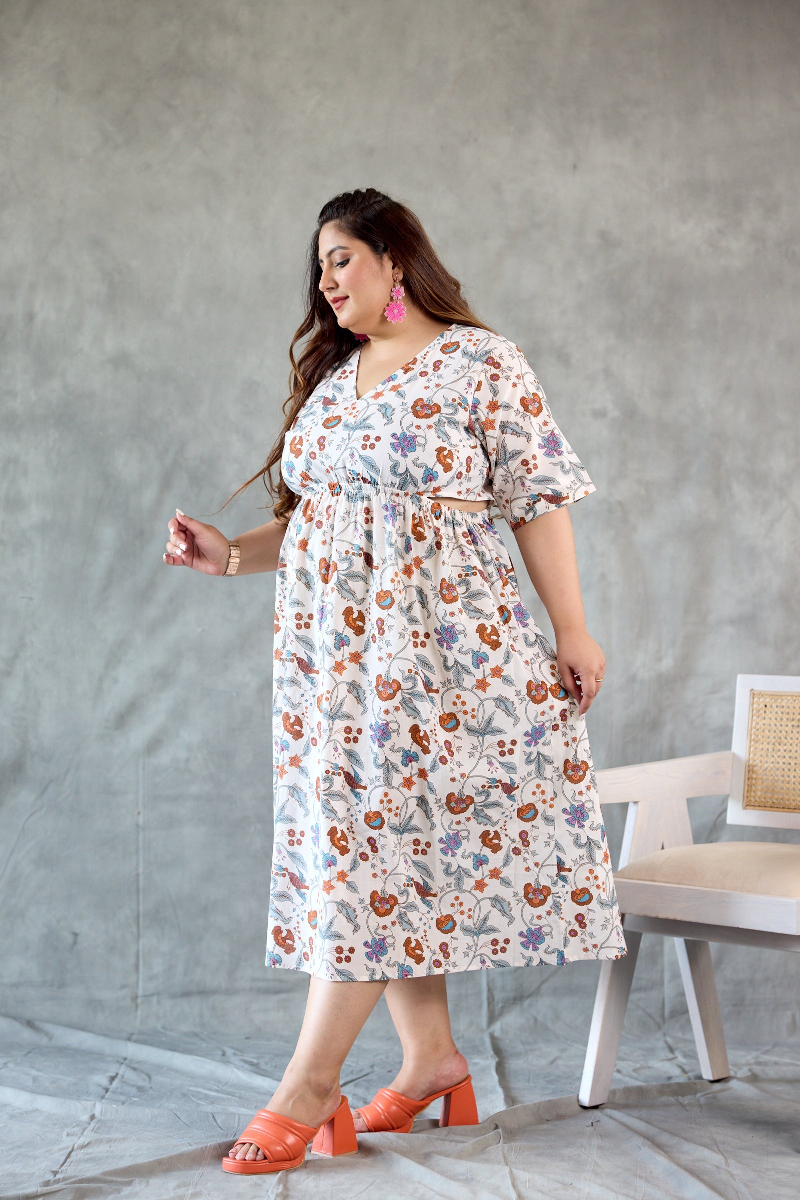 Regular Cotton Floral Print Cut-Out Dress