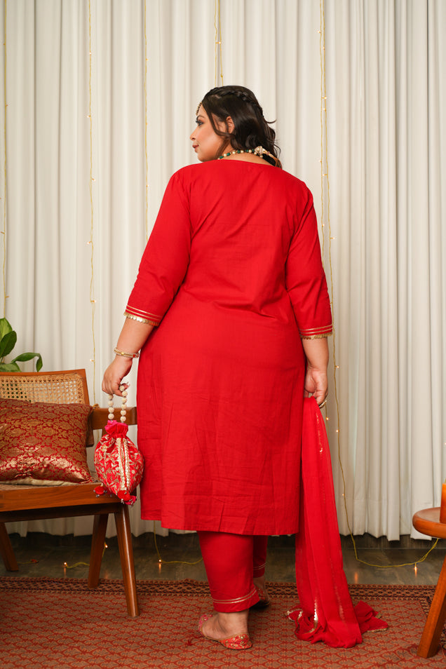 Red Gold Kurta Set-(Set of 3)