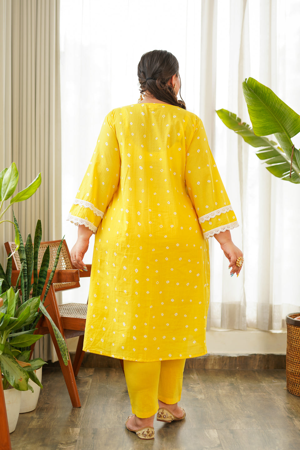 Yellow White Border Heavy Kurta - (Set of 2)