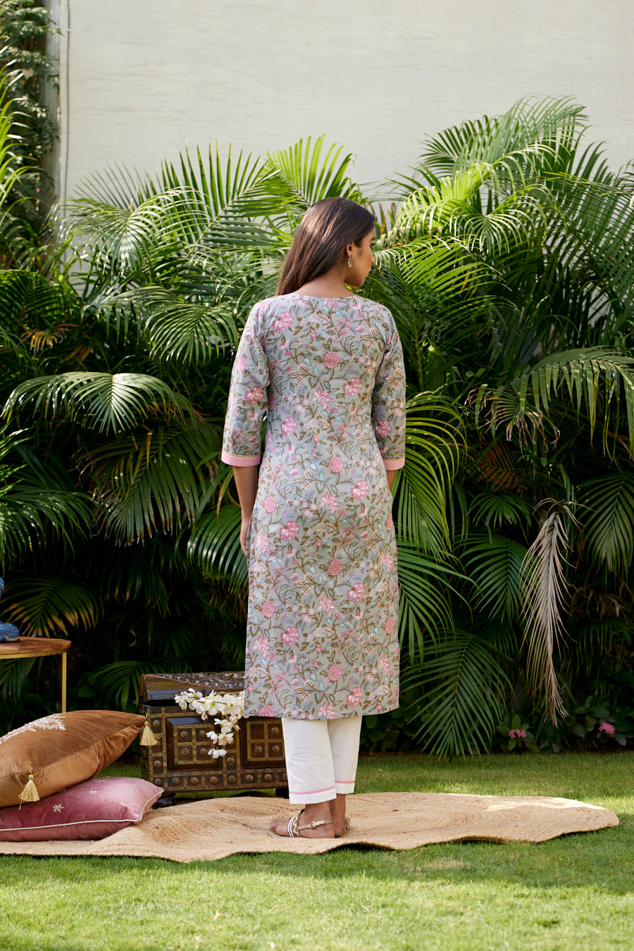 Pink Grey Floral V- Neck Cotton Kurta Pant Set - (Set of 2)