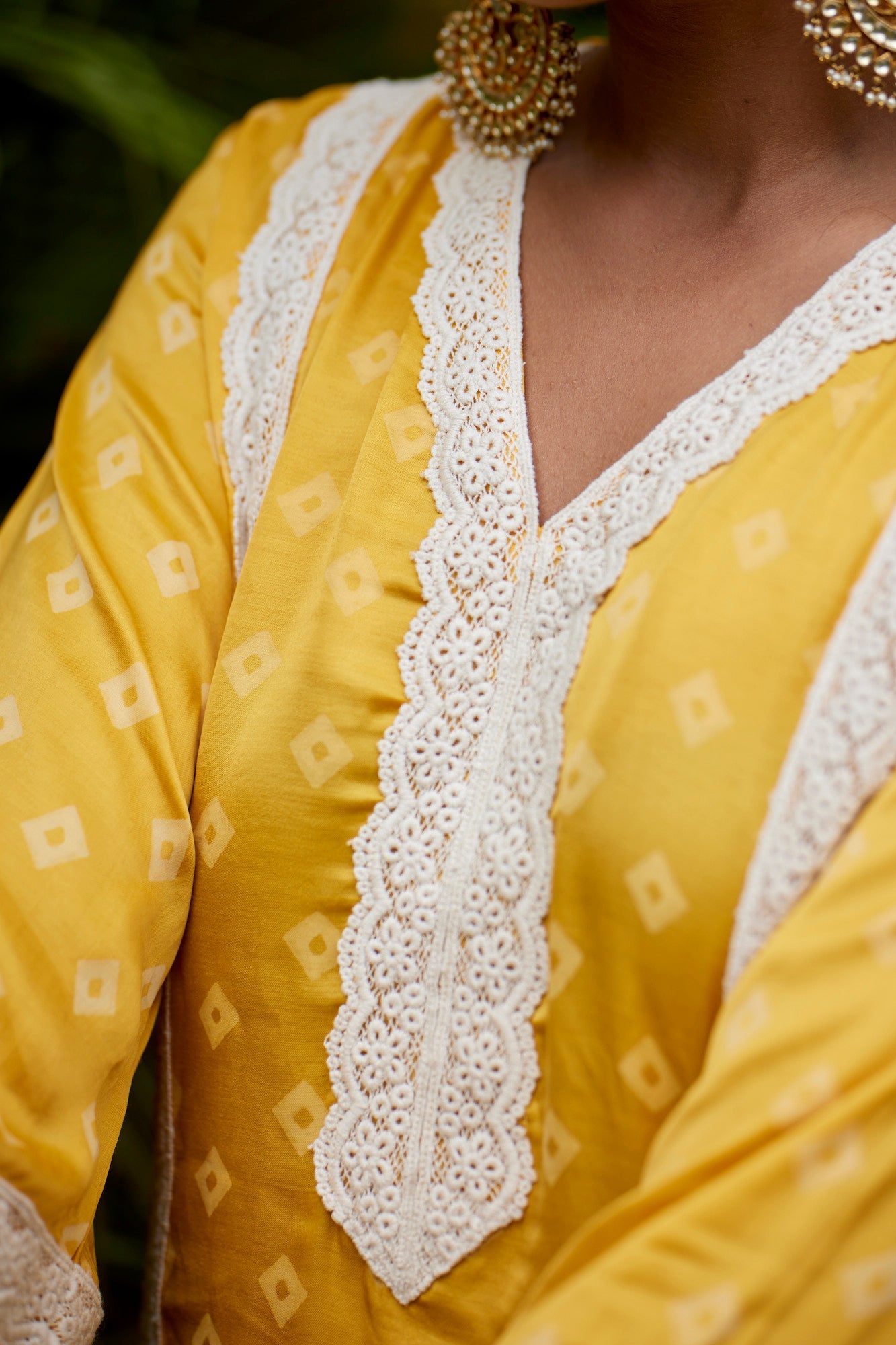 Yellow White Border Heavy Kurta - (Set of 2)