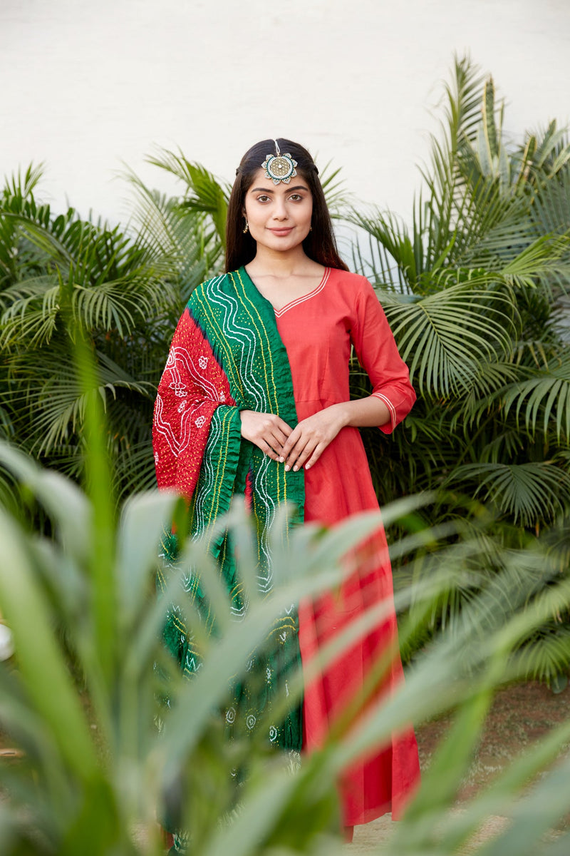 Red Green Bandhej Dupatta Made with Ganji Silk | NR