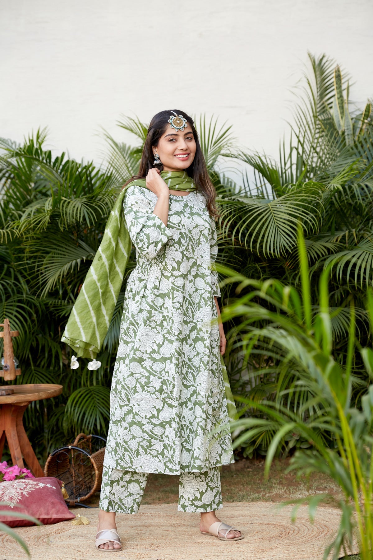 Floral Co-ord Set with Golden Lace Dupatta | NR