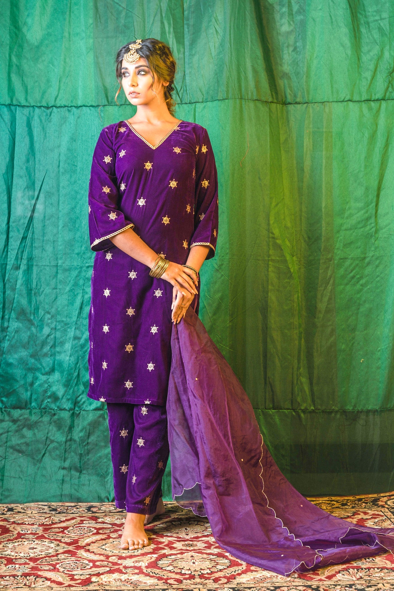 Purple Embroidered Velvet Kurta Set (set of 3)